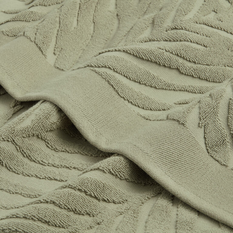 Sage Green Sculpted Palm Leaf Bath Towel image number 4