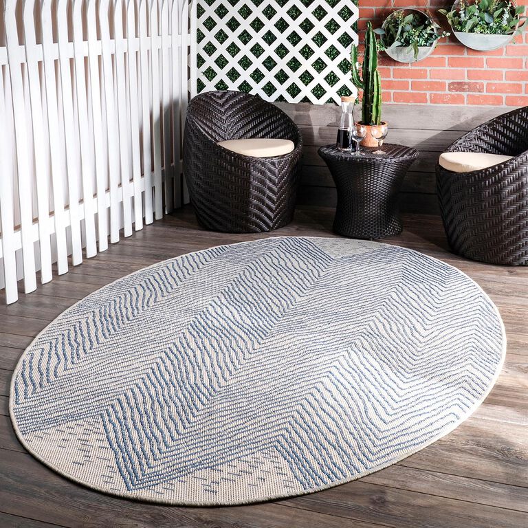 Destin Blue And White Chevron Indoor Outdoor Rug image number 5