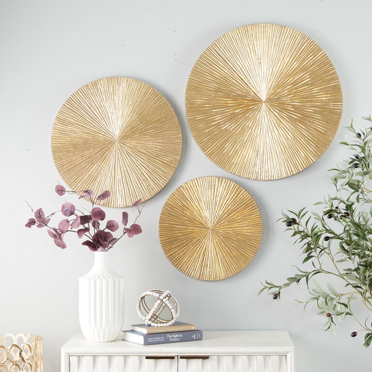 Gold Ribbed Plate Wall Decor 3 Piece image number 2