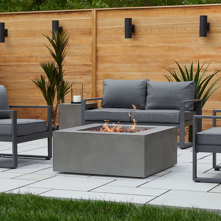 Baltic Square Glacier Gray Faux Stone Gas Fire Pit Table image number 2
