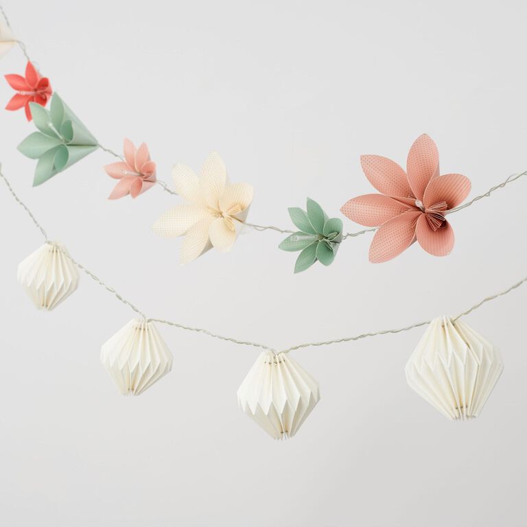 Origami Flowers LED 10 Bulb Battery Operated String Lights image number 6