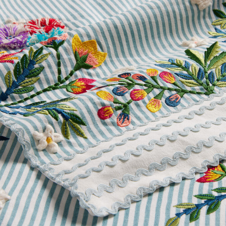 Multicolor Embroidered Floral Stripe Table Runner image number 2