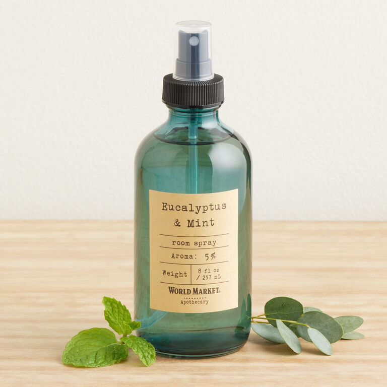 Apothecary Eucalyptus & Mint Room Spray image number 1