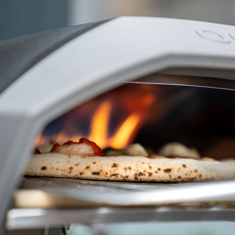 Ooni Koda 12 Portable Gas Powered Outdoor Pizza Oven image number 6
