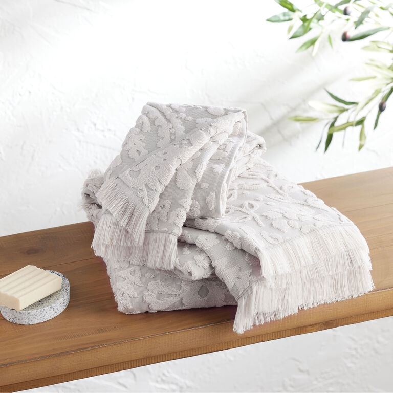 Menlo Gray Sculpted Floral Jacquard Bath Towel image number 2