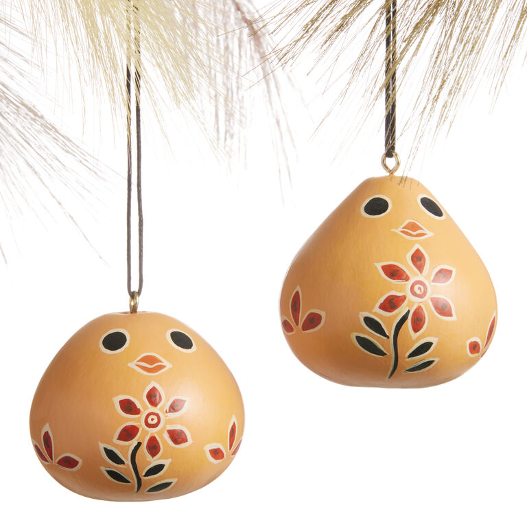 Hand Painted Gourd Chicken Ornament image number 1