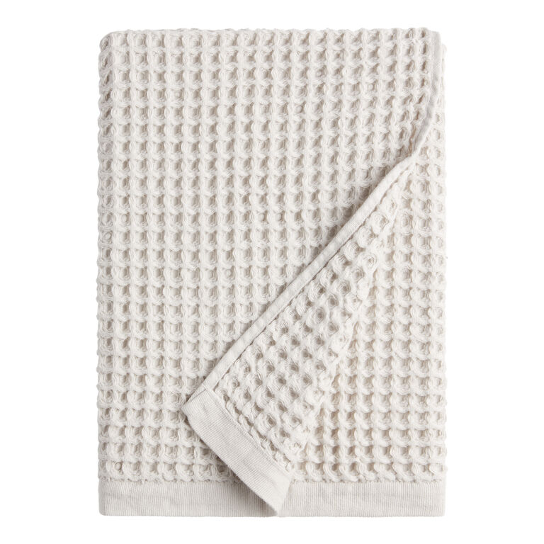Light Gray Waffle Weave Cotton Bath Towel image number 1