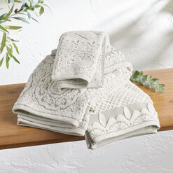Lacey Ivory And Gray Sculpted Lattice Bath Towel
