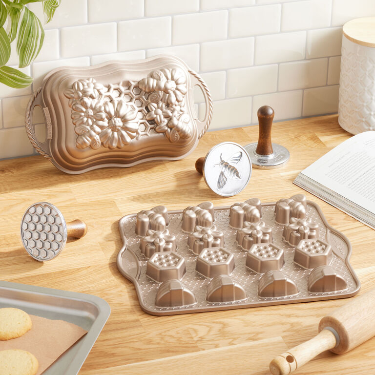 Nordic Ware Bee and Honeycomb Bakeware Collection image number 1