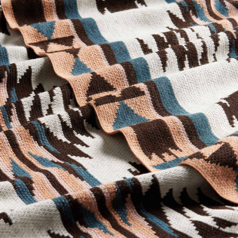 Ivory And Brown Diamond On The Go Throw Blanket image number 5