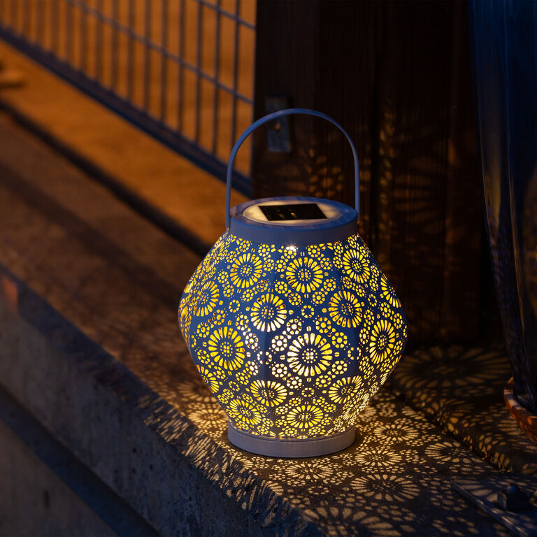 Punched Metal Daisy Solar LED Lantern image number 4
