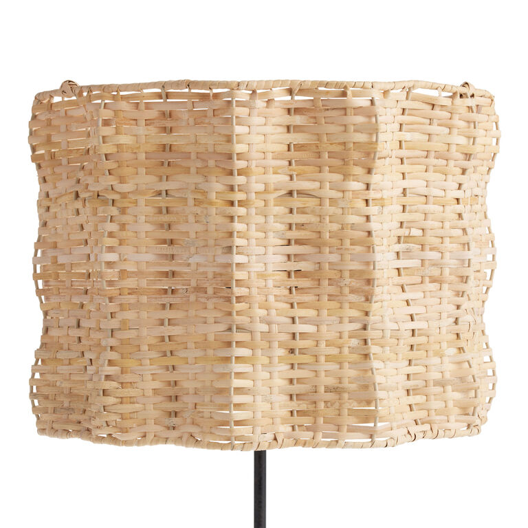 Handwoven Natural Rattan Wavy Drum Table Lamp Shade image number 1
